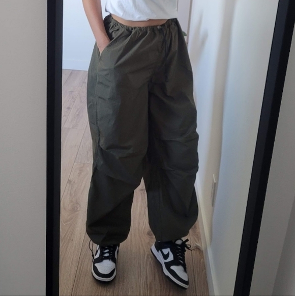 H&M Pants - H&M Parachute trousers
